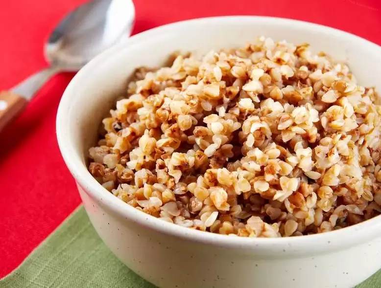 Boiled buckwheat is the easiest and most common option for preparing cereals. 